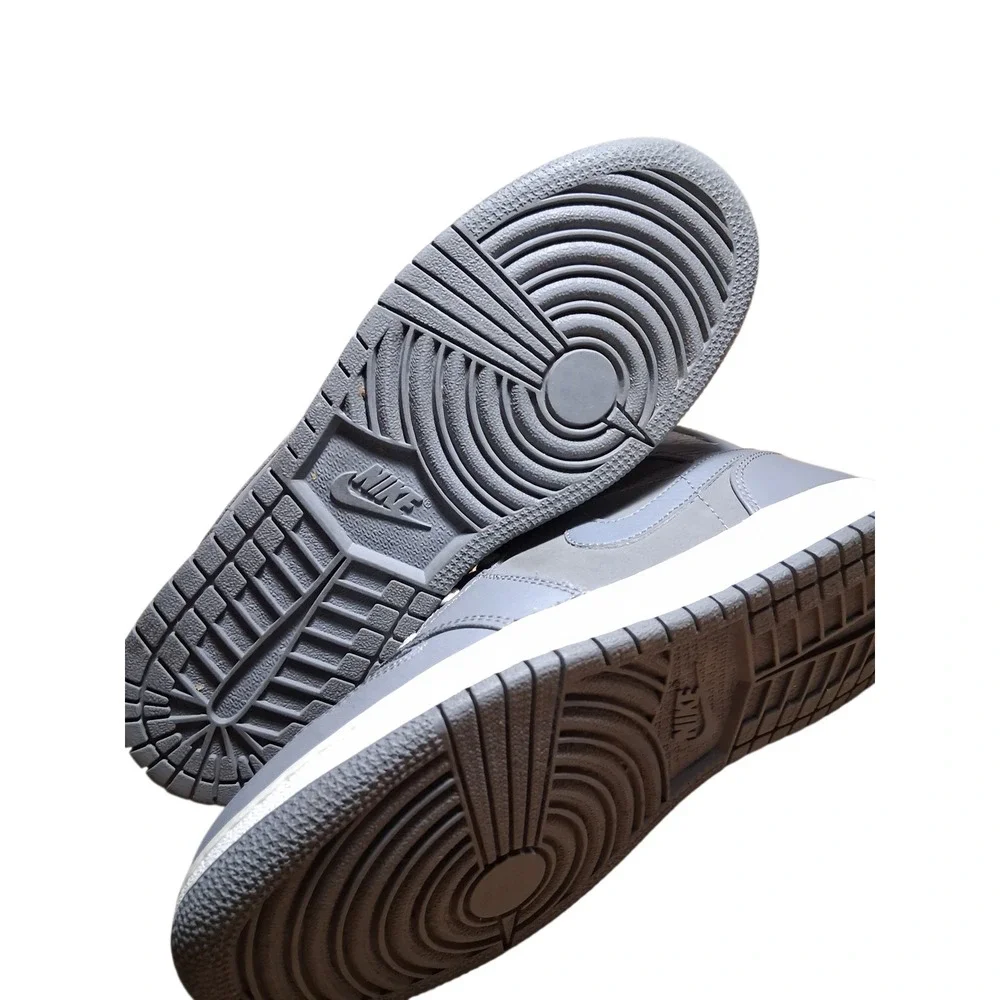 Nike‎ Air Jordan 1 Youth Size 5.5Y Streetwear Academia Grungecore Retro Sneakers